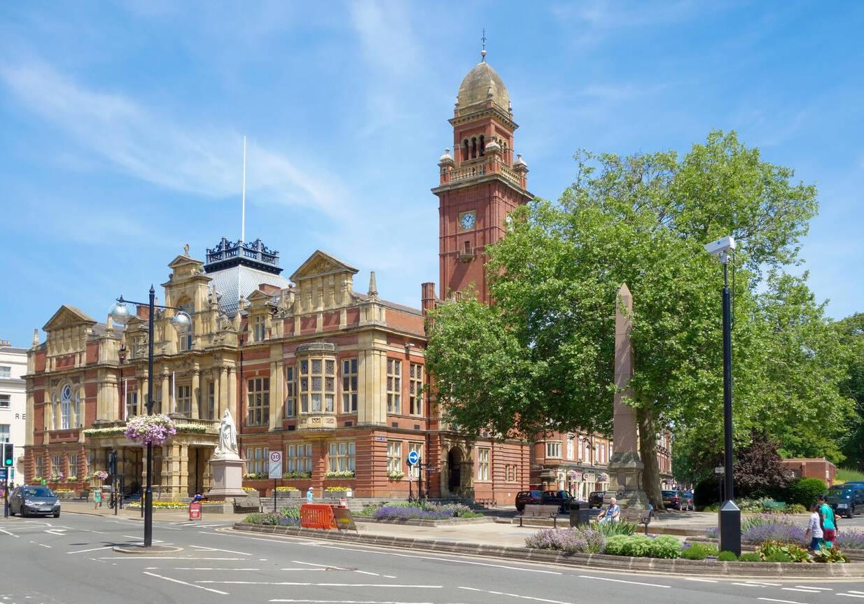 leamington-spa-town-hall leamington-spa-town-hall